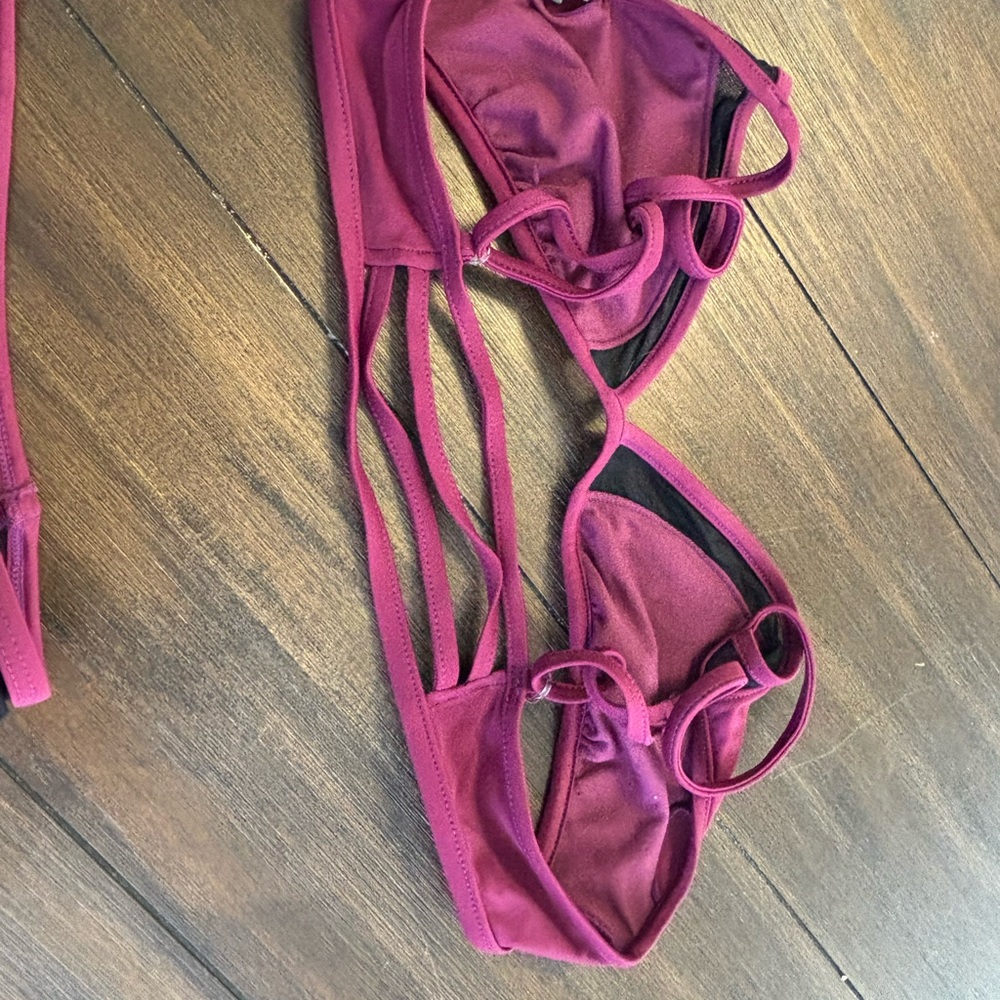 2 pc bikini - Picture 3 of 9